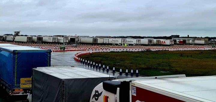 IL-Engleska-aerodrom Ivanjičani ''zarobljeni'' u Engleskoj