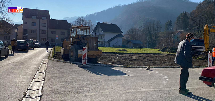 IL-Parking-prostor-dom-zdravlja-2 ŽARIŠTE U IVANJICI 326 pozitivnih na koronu-ambulante pune, stiže kiseonik, zaštitna oprema, gradi se parking...