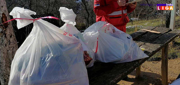 IL-Crveni-krst-dva-paketici Crveni krst Ivanjica uspešno realizovao akciju ''Jedan paketić-mnogo ljubavi''