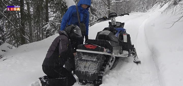 IL-Pomoc-Telekom-sanke-civilna-zastita Ivanjica: Probijali se kroz metarski sneg da bi ljudima omogućili kontakt sa svetom (VIDEO)