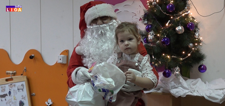 il-deda-mraz-lenka- Jedini muškarac iz Ivanjice na koga muževi nisu ljubomorni