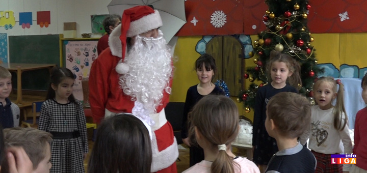 il-deda-mraz1 Jedini muškarac iz Ivanjice na koga muževi nisu ljubomorni