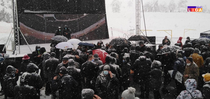 il-otvaranje-gold-gondole1 Predsednik Vučić na otvaranju Gold gondole na Zlatiboru (FOTO)