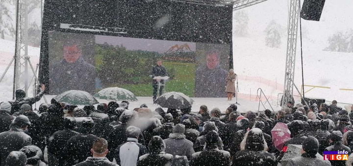 il-vucic-otvaranje-gold-gondole Predsednik Vučić na otvaranju Gold gondole na Zlatiboru (FOTO)