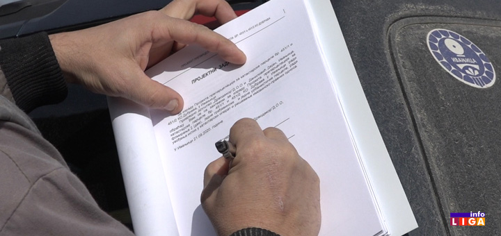 il-potpisivanje-jeseniste Napokon! Asfaltira se sporna deonica u ivanjičkom naselju Jesenište (VIDEO)