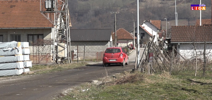 il-put-jeseniste Napokon! Asfaltira se sporna deonica u ivanjičkom naselju Jesenište (VIDEO)