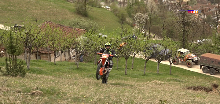 IL-1-off-road- Gorštaci za Prvi maj okupirali brda Ivanjice - adrenalin i humanost obeležili ''off road'' karavan (VIDEO)