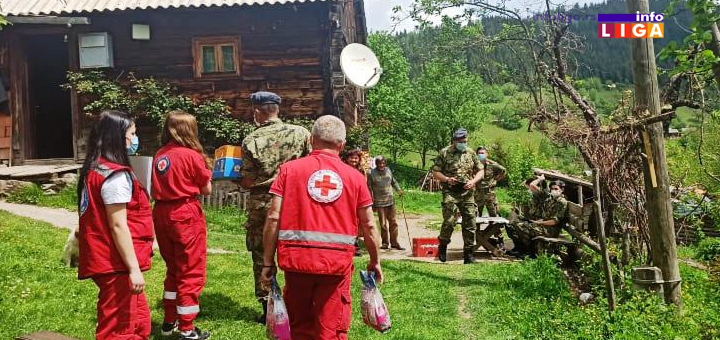 IL-Crveni-krst-cetiri Ivanjica: Vojni lekar na selu uz pomoć Crvenog krsta (FOTO)