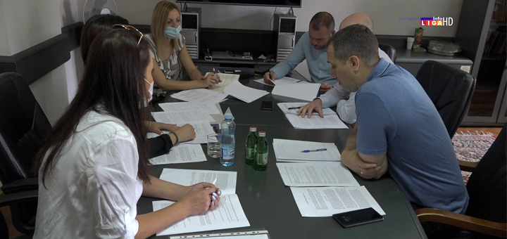 IL-kucici-feniks-naslovna- Ivanjica: Odluka o držanju životinja, kontroli i smanjenju napuštenih pasa i mačaka (VIDEO)