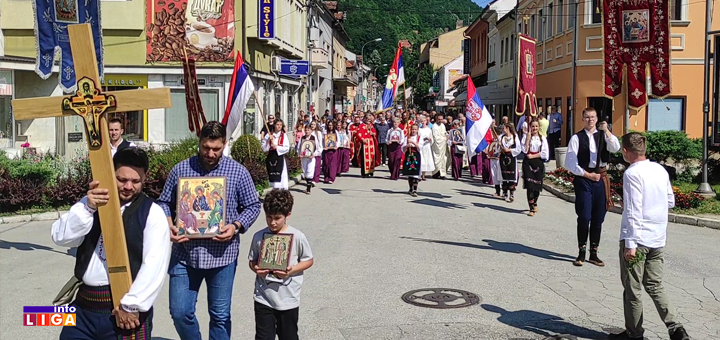 IL-litija-ivanjica- Litija ulicama Ivanjice povodom praznika Svete Trojice (VIDEO)