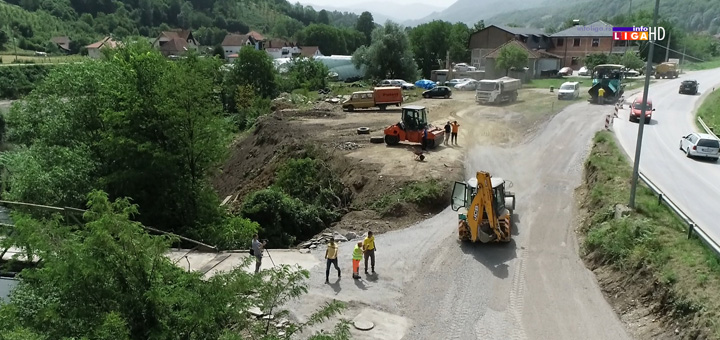 il-rekonstrukcija-radaljevo- Rekonstruiše se pristupni put prema ivanjičkom naselju Radaljevo (VIDEO)