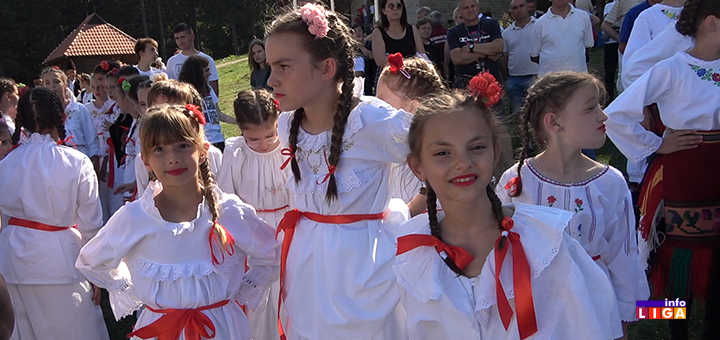 IL-folklorasice- Sedmog jula na Odvraćenici folkloraški spektakl
