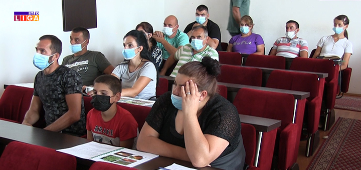 IL-dodela-nagrada-plastenici- Podeljeni plastenici porodicama i učeničkoj zadruzi u Arilju (VIDEO)