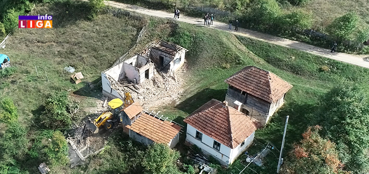 IL-izgorela-kuca-Kotraza- Borivoje se hrabro borio za svoju zemlju a sada ostao bez doma - Radovanovićima potrebna pomoć (VIDEO)