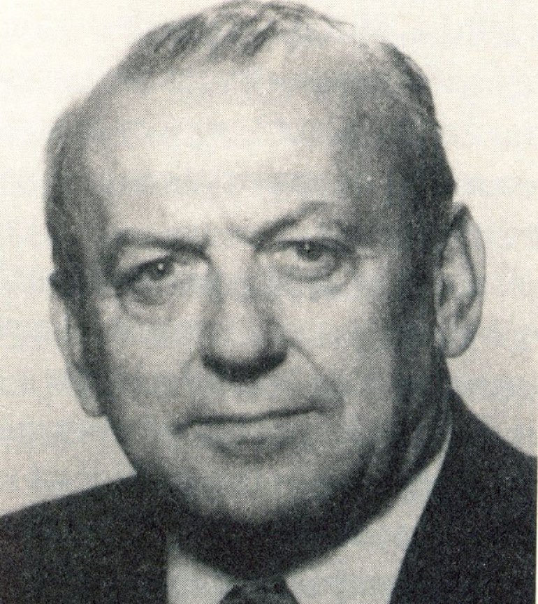 7_ivanjca-vlastimir-parezanov_iff Za Srbiju ginuli i branili je znanjem: Životopisi koji otržu od zaborava 48 znamenitih Ivanjičana u dva poslednja veka