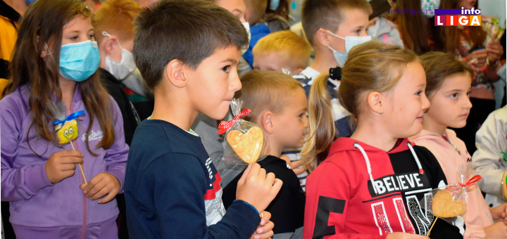 IL-Decija-nedelja-tri Hiljadu osmeha obeležilo Dečiju nedelju u Ivanjici (VIDEO)