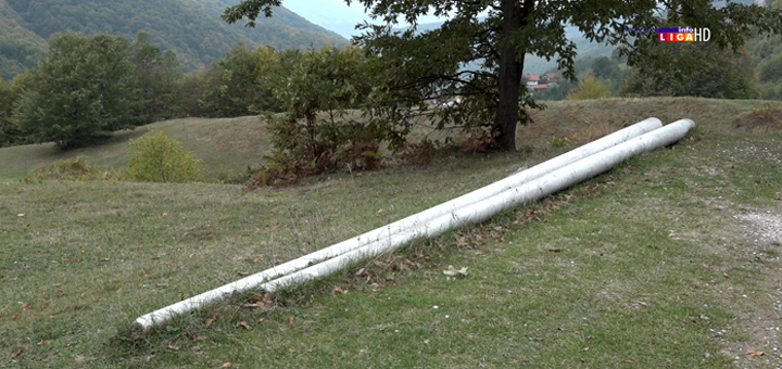 IL-Rzinje-problem-EPS Ivanjica: Godinu dana čekaju da neko postavi banderu i reši problem sa strujom (VIDEO)