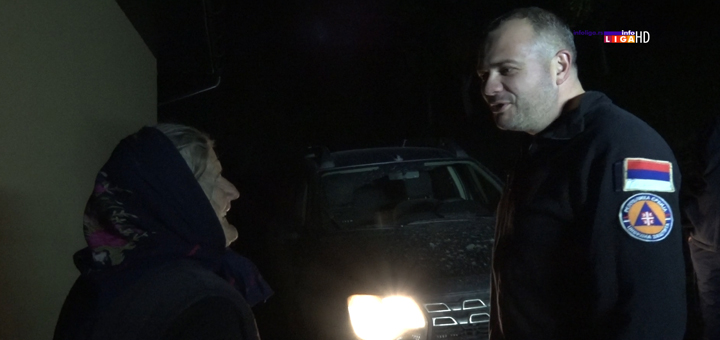 IL-sporet-za-baka-Radu2 Ivanjica: Pripadnici Civilne zaštite uneli toplinu u novi dom baka Rade (VIDEO)