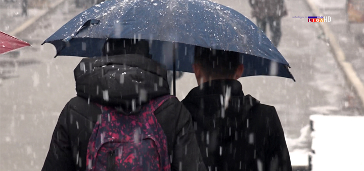 IL-sneg-pada-ivanjica Putevi prohodni - Ivanjičani spremno dočekali prve snežne padavine (VIDEO/Anketa)