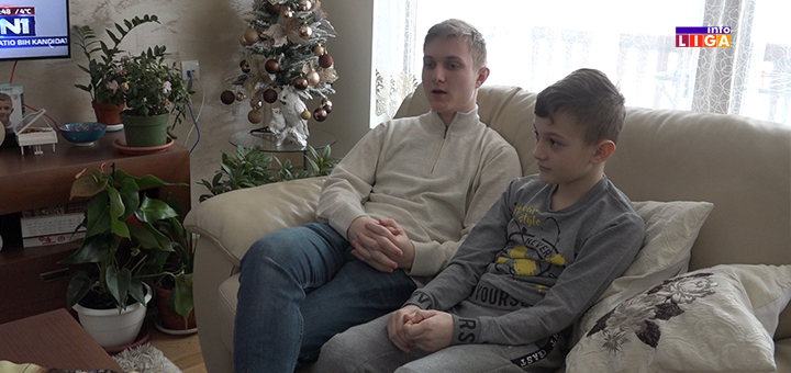 IL-Filip-i-njegov-mladi-brat- Filipu Lišaninu iz Ivanjice nagrada Ministarstva prosvete za nadarene učenike (VIDEO)