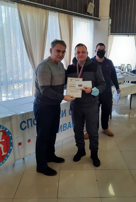 IL-Prvo-mesto-sah- Uspešno realizovan Svetosavski šahovski turnir u Ivanjici (VIDEO)