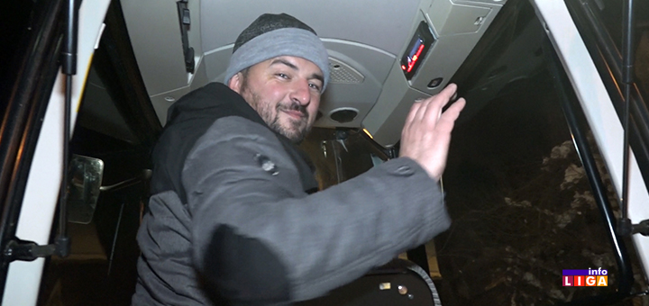 IL-Vojo-Tosovic-org- Ovo je najlepši običaj za praznike i neguju ga u Ivanjici (VIDEO)