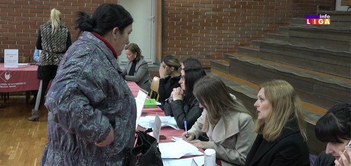 IL-Sajam-zaposljavanja- Dobra posećenost Sajma zapošljavanja u Ivanjici (VIDEO)