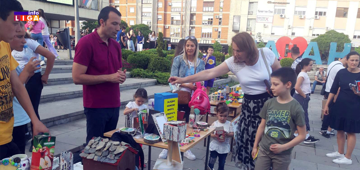 IL-bazar-OS-Mica-Matovic2 Osnovci sa Katića izlagali na humanitarnoj manifestaciji u Čačku