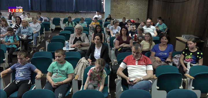 IL-pupoljci3 Nagrađene najlepše dečije pesme u zborniku Pupoljci (VIDEO)