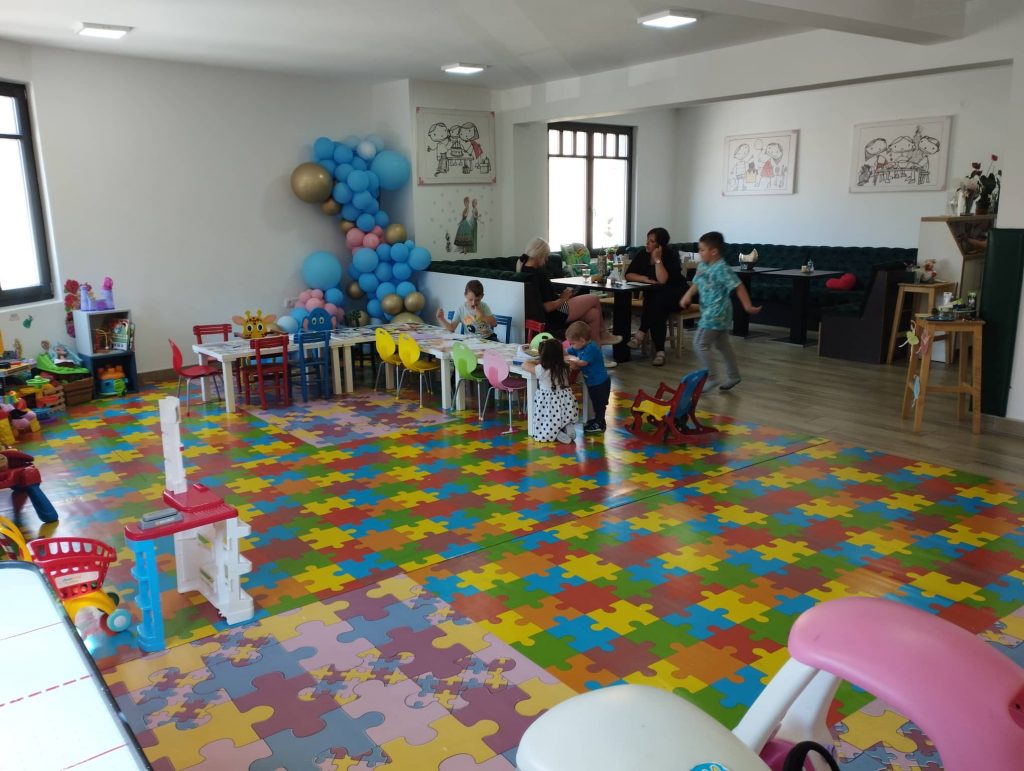 287296800_1913673792175015_7432365402663221625_n-1024x771 Novo u Ivanjici: Zemlja čuda za vaše mališane