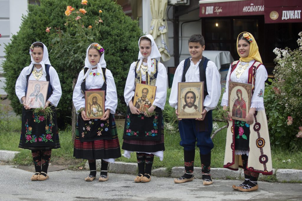D4S_0289-copy-1024x681 Liturgijom i svečanom litijom obeležen praznik Svete Trojice u Ivanjici (VIDEO)