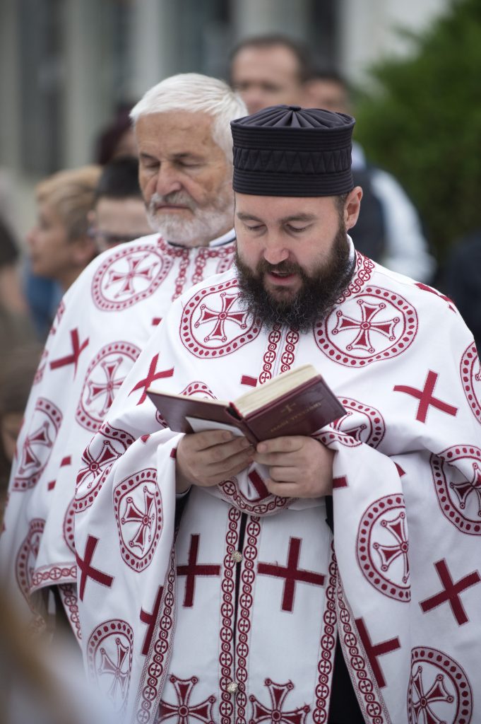 D4S_0304-copy-681x1024 Liturgijom i svečanom litijom obeležen praznik Svete Trojice u Ivanjici (VIDEO)