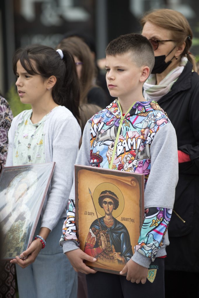 D4S_0309-copy-682x1024 Liturgijom i svečanom litijom obeležen praznik Svete Trojice u Ivanjici (VIDEO)