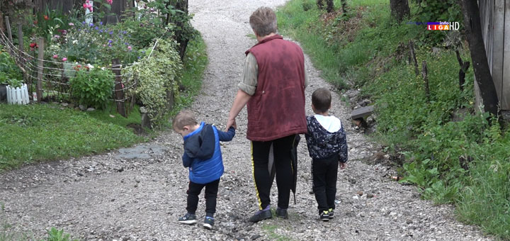 IL-crnjevo-nema-puta- Žive na dva kilometra od Ivanjice a nemaju put (VIDEO)