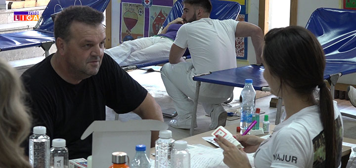 IL-davanje-krvi-vidovdan- Odličan odziv Ivanjičana Vidovdanskoj akciji dobrovoljnog davanja krvi (VIDEO)