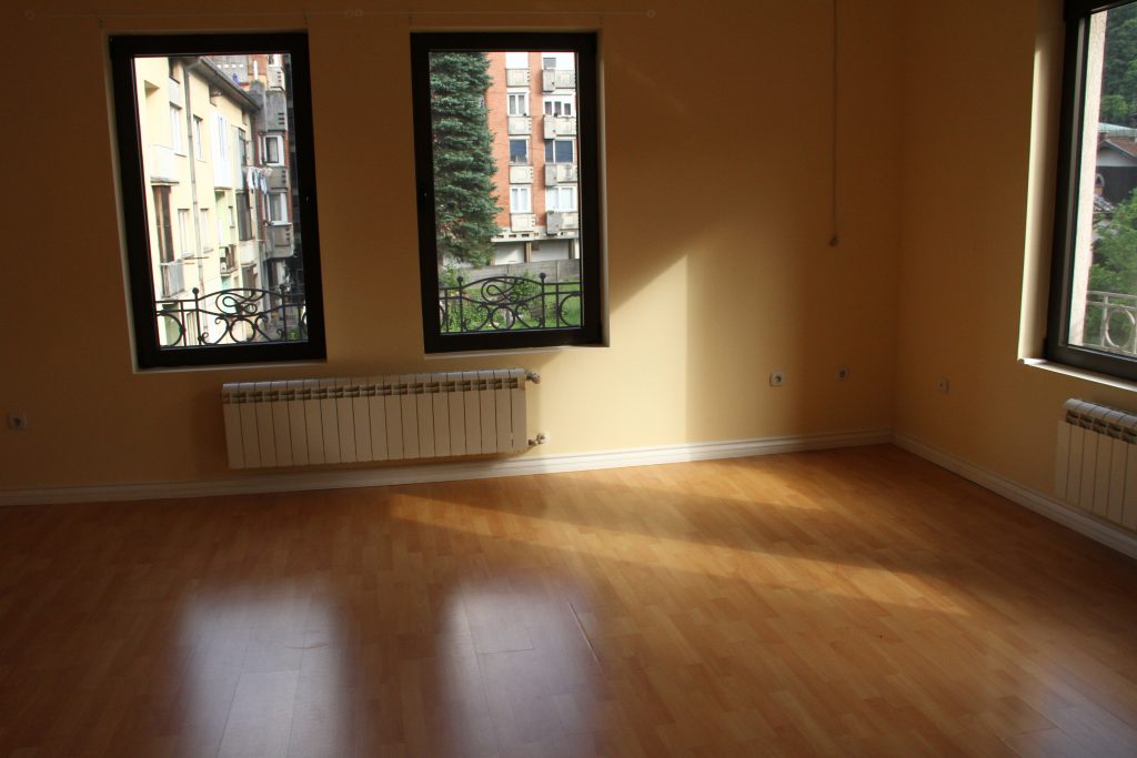 TOI_4560-1024x683 Izdaje se poslovni prostor u Ivanjici - Povoljno, na odličnoj lokaciji