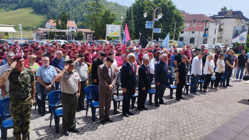 padobranac-2-1024x576 Truba najavila skup veterana 63.padobranske brigade u Guči (VIDEO)