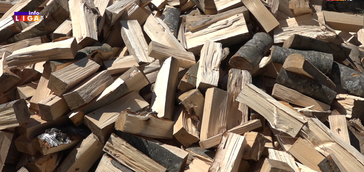 IL-drva2 Ivanjičani isporučuju drva po sistemu ''spremno za loženje'' (VIDEO)