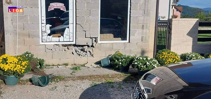 IL-auto-prodavnica-milovici-22 Dve saobraćajke u Ivanjici, jedan sleteo pokraj kuće, drugi ispred prodavnice (FOTO)