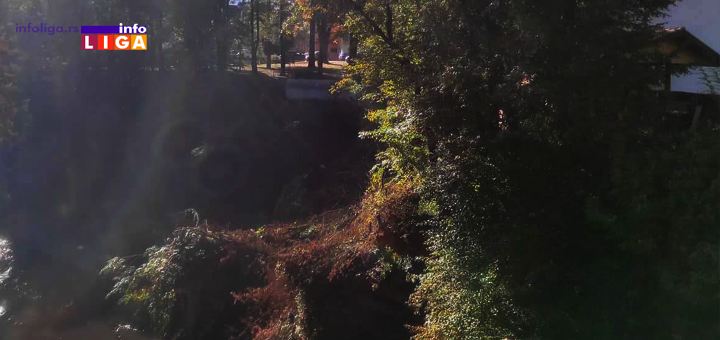 IL-Pao-niz-liticu-vidikovac Drama u Ivanjici: Mladić (17) survao se niz liticu u gradskom parku