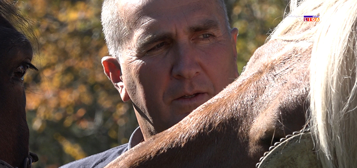 IL-dragan-ocokoljic-baca-i-becar- Dragan iz Ivanjice ima nesvakidašnju životnu priču! Od Pokreta nesvrtstanih do rodnog kraja i ljubavi za ceo život (VIDEO)