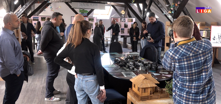 IL-izlozba-zeleni-korak- Izložba "Zeleni korak" autora Nemanje Mirkovića i Dijane Ristić (VIDEO)