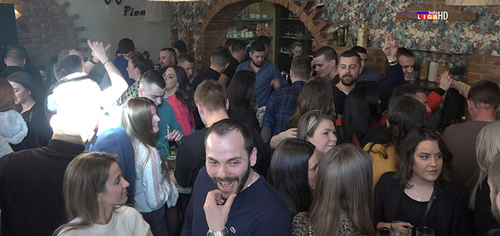 IL-bozic-u-ivanjici2 U Ivanjici ''gorelo'' za Božić  (VIDEO)