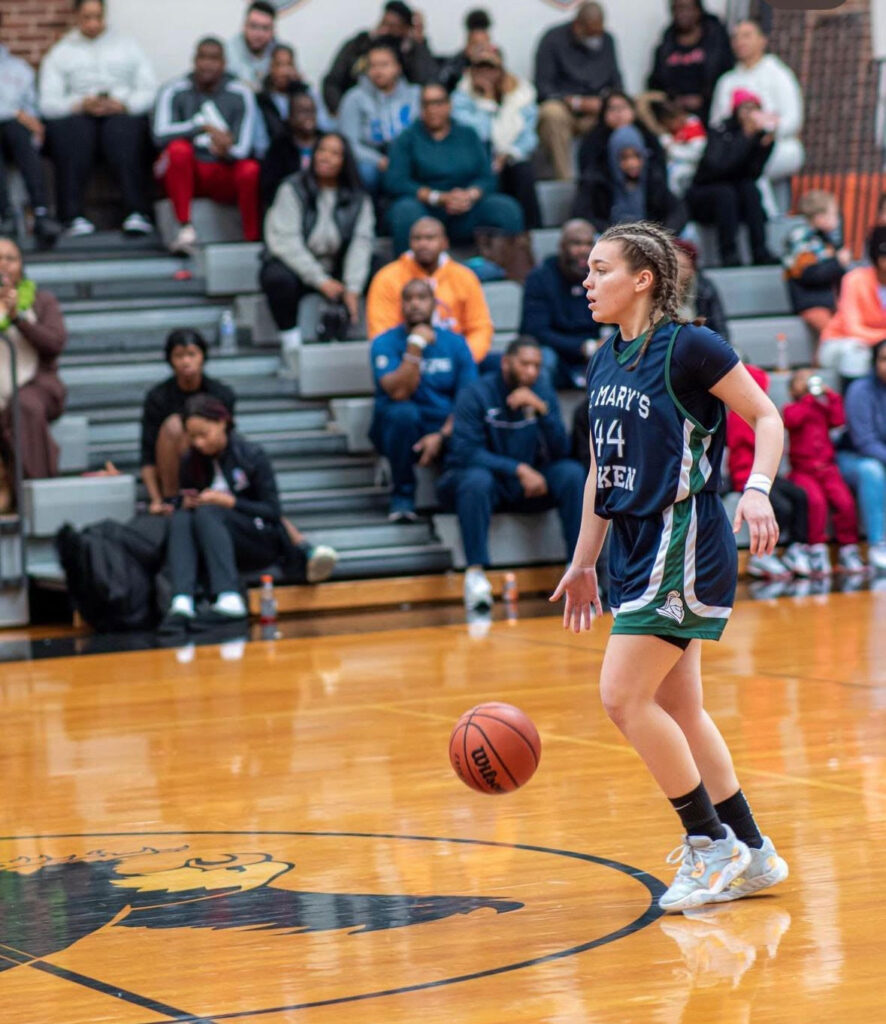 2tj-886x1024 Ivanjičanka izabrana u deset najboljih igračica programa Elevate Elite Basketaball (VIDEO)