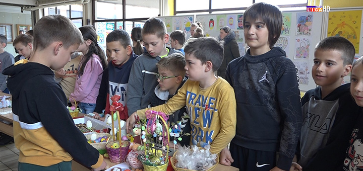 il-bazar1 U OŠ "Kirilo Savić" tradicionalno organizovan humanitarni Uskršnji bazar (VIDEO)