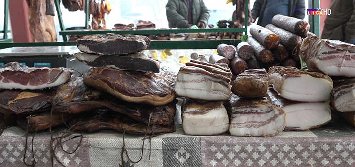 il-pijaca2 Ivanjička pijaca: "Ne prodajem bela jaja, jer znam odakle dolaze" (VIDEO)