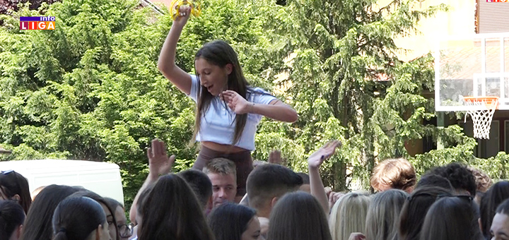 IL-Ivanjicki-maturanti-1 Gimnazijalci iz Ivanjice proslavili kraj školske godine (VIDEO)