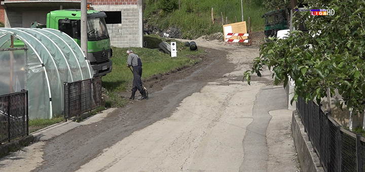 il-otocka Decenijski problemi meštana Otočke i ulice Stevana Čolovića biće rešeni (VIDEO)