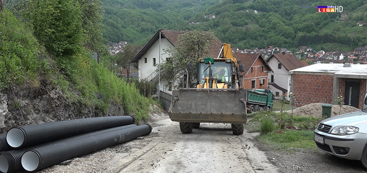 il-otocka2 Decenijski problemi meštana Otočke i ulice Stevana Čolovića biće rešeni (VIDEO)