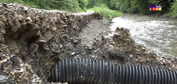 IL-Vucak-2 Ogromna šteta od nevremena u Ivanjici - stanovnici Vučaka kao i da nemaju put (VIDEO)